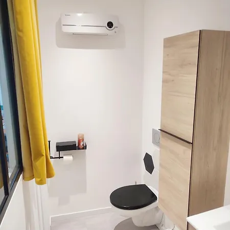 Logement Sur Tour De Avec Piscine